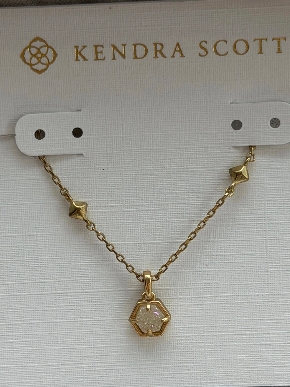 Kendra Scott white pendant necklace