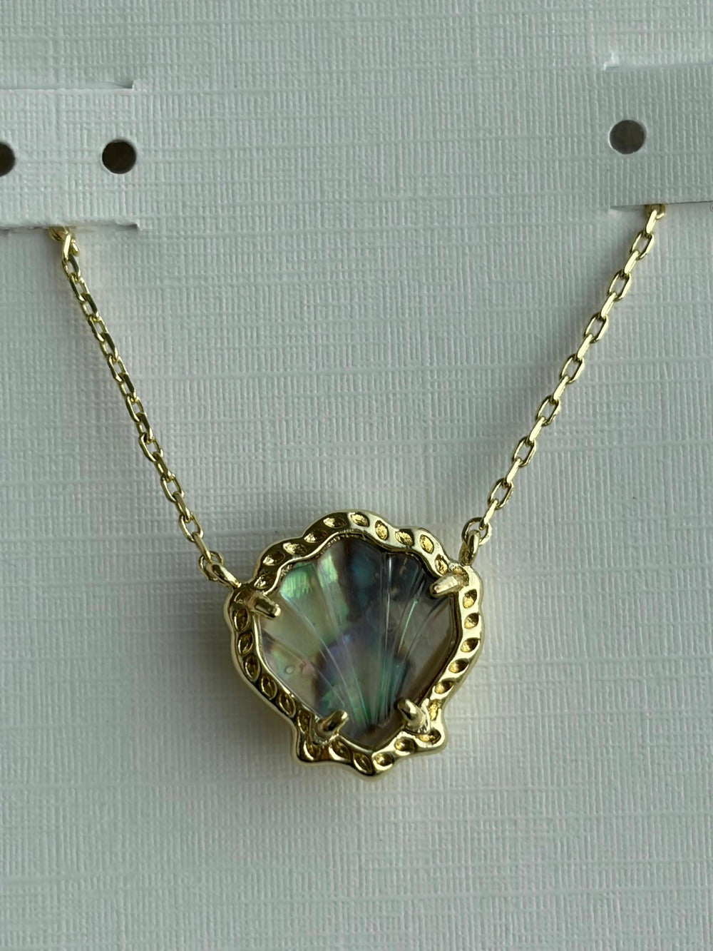 Kendra Scott's seashell necklace