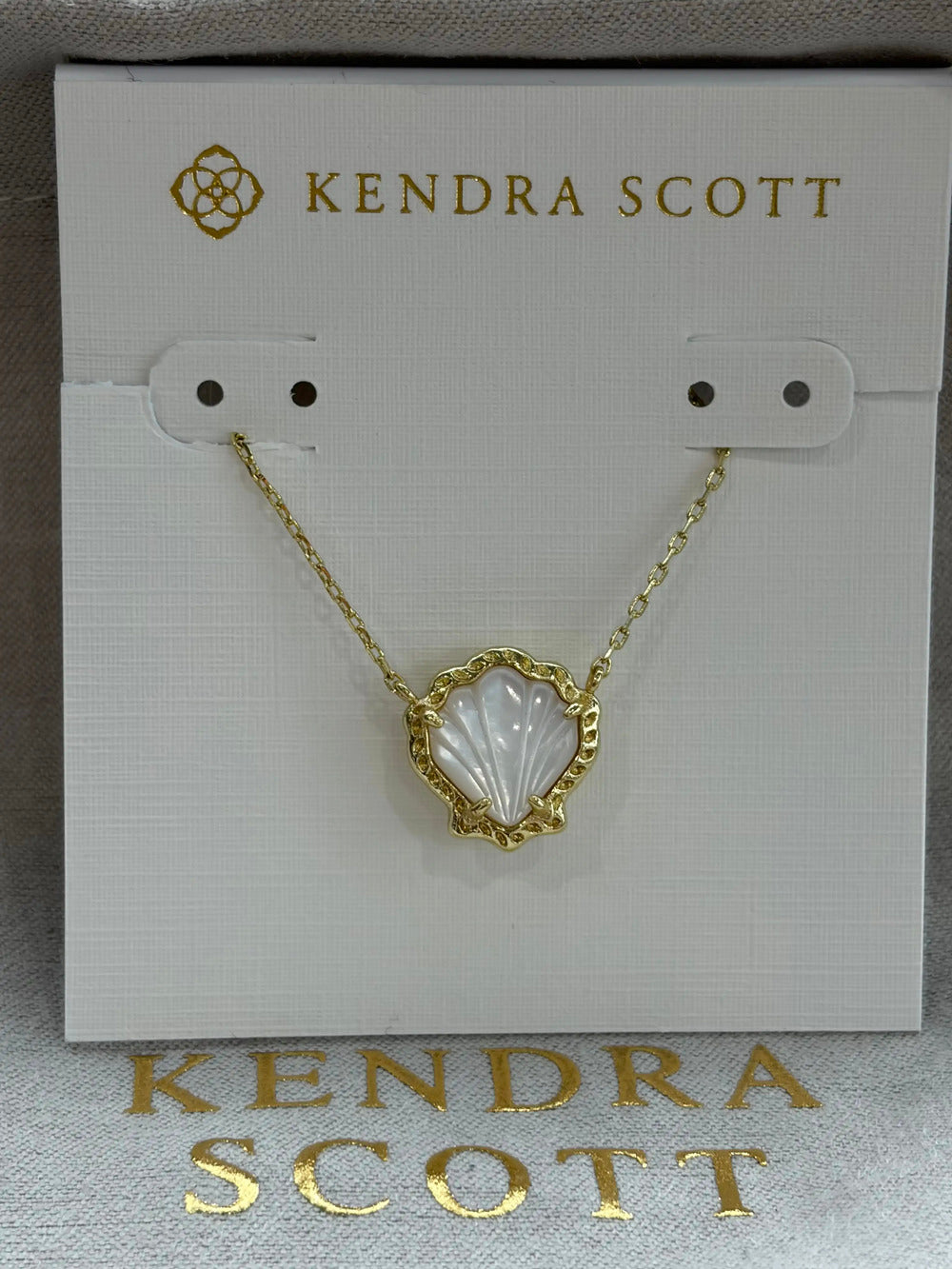 Kendra Scott white seashell necklace