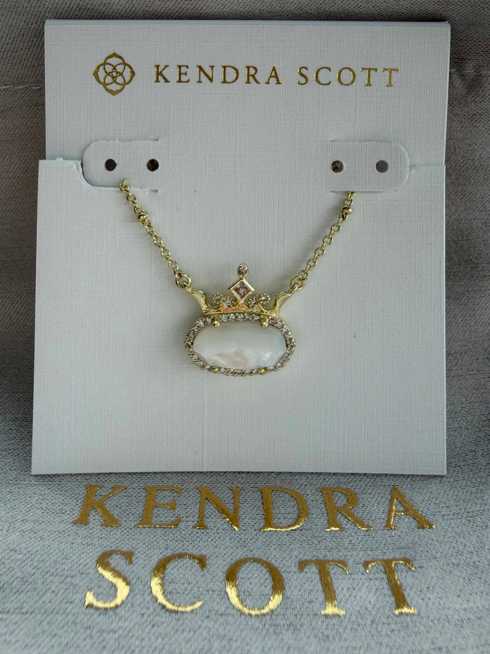 Kendra Scott White Pendant Necklace