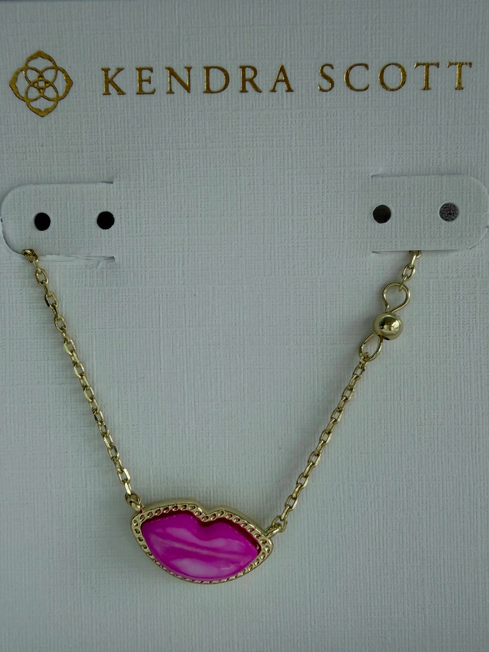 Kendra Scott Lips Pendant Necklace in Hot Pink