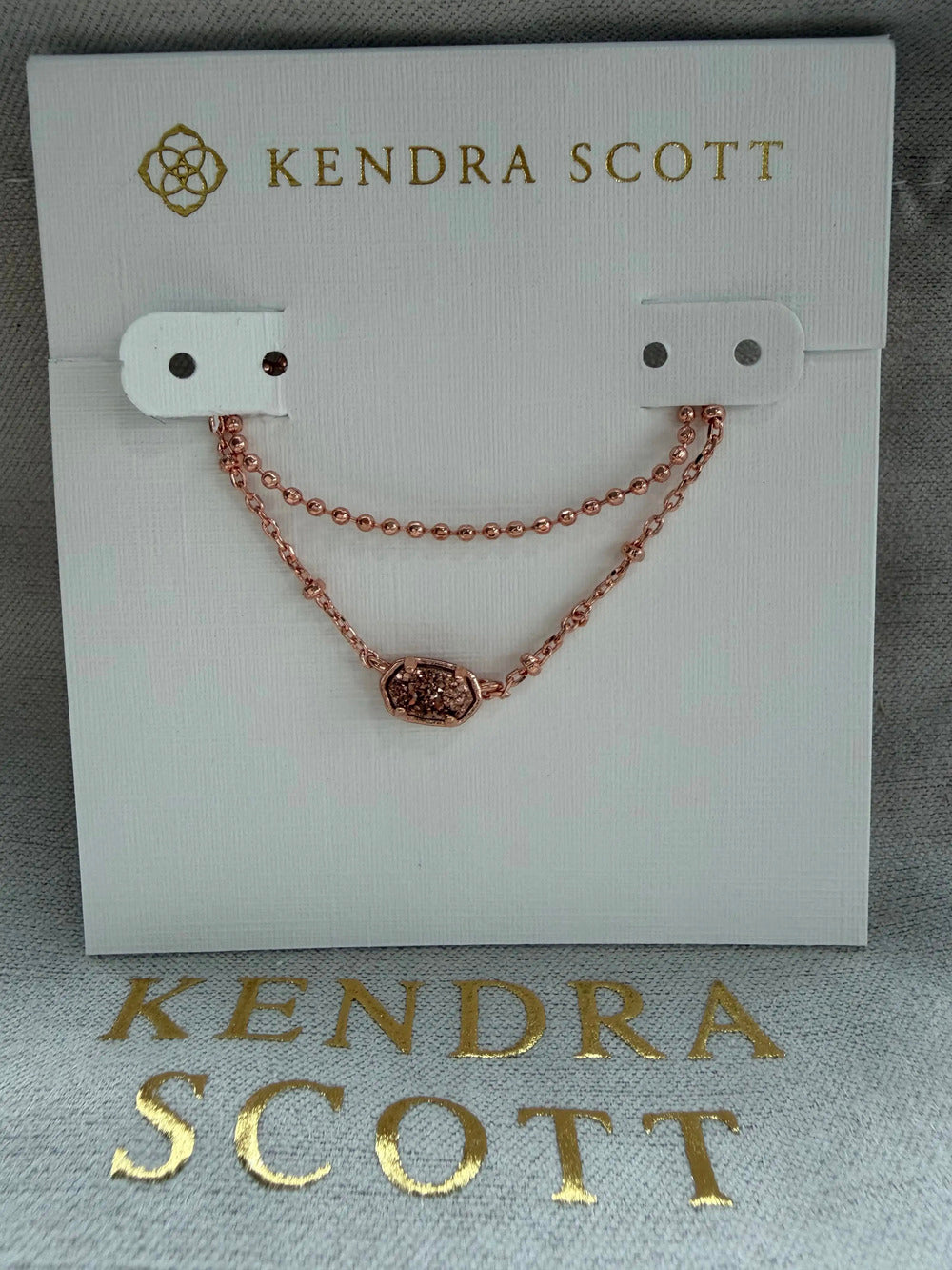 Kendra Scott necklace