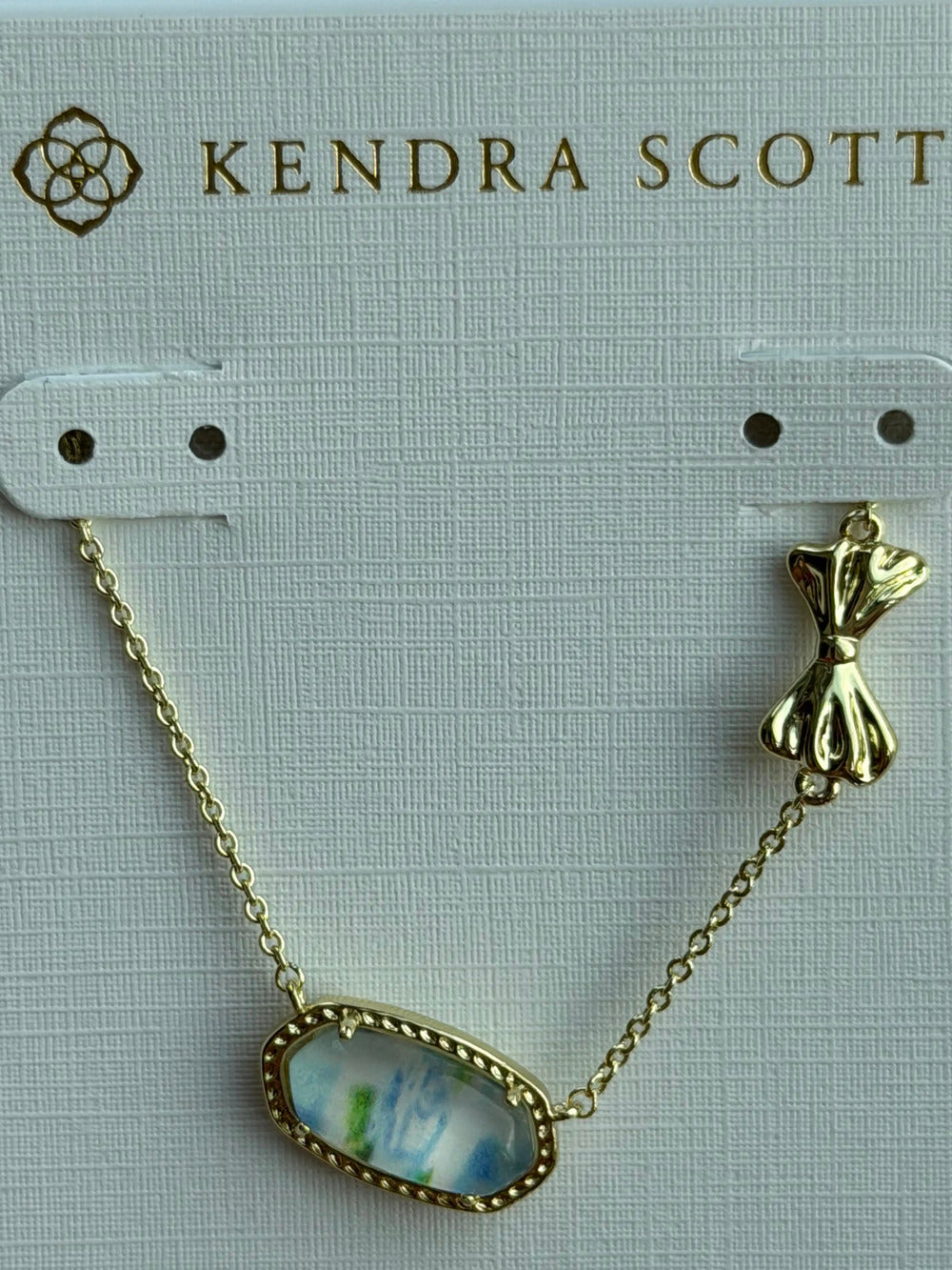 Kendra Scott pendant necklace