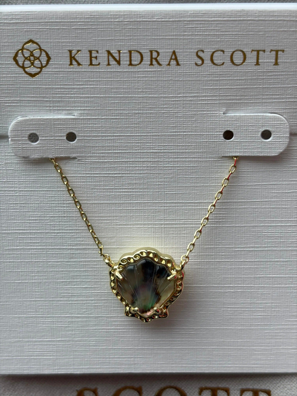 Kendra Scott's seashell necklace